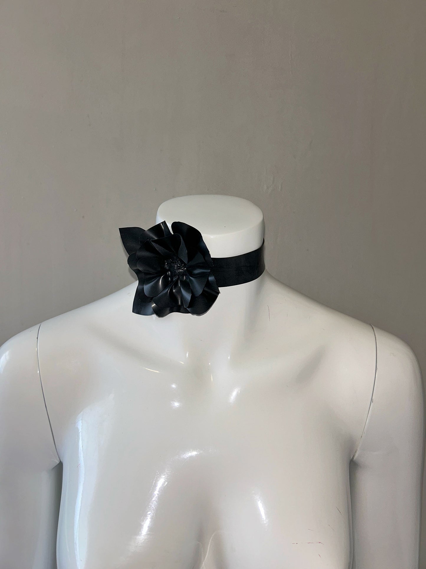 Flower Choker