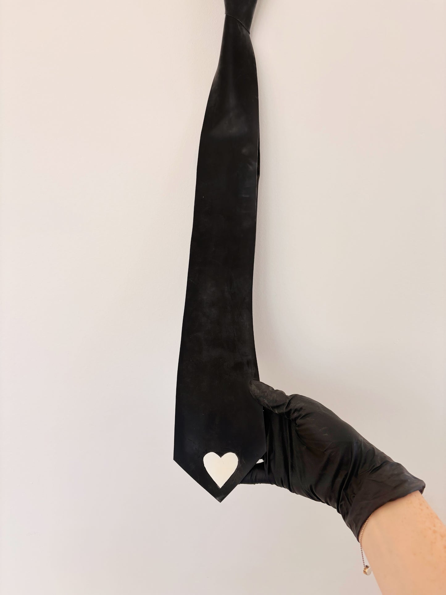 Latex Heart Tie